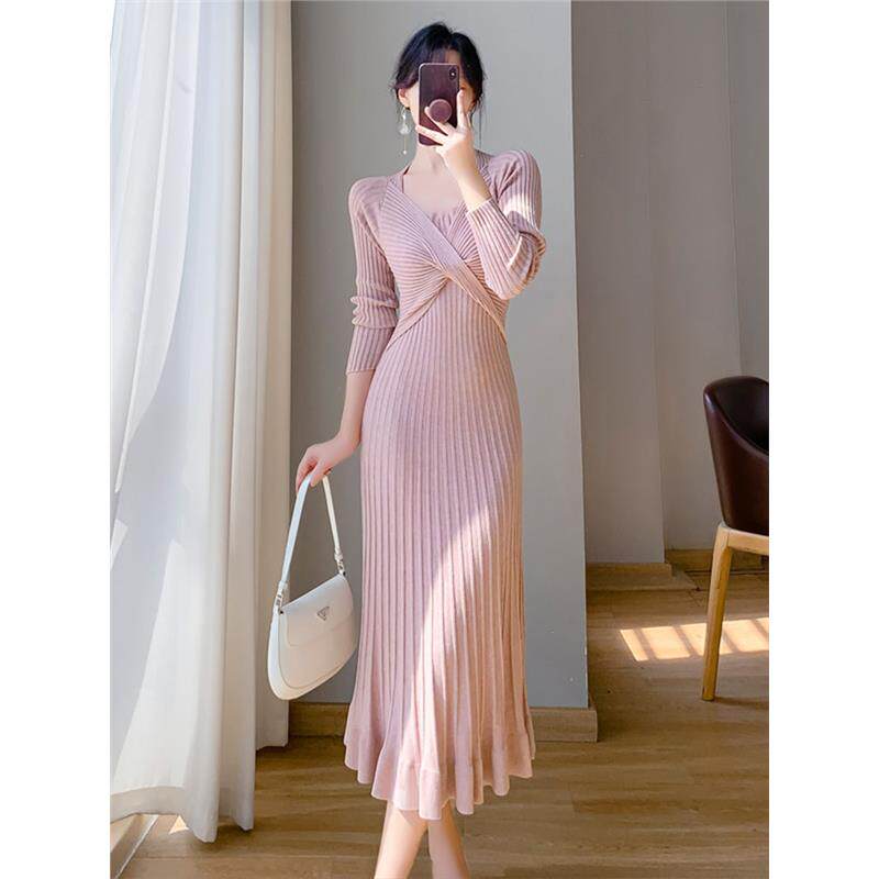 法式温柔风针织连衣裙秋冬新款气质鱼尾摆中长款过膝毛衣包臀裙子