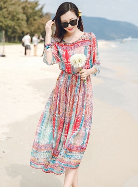 云南少数民族风连衣裙多巴胺绝美沙滩裙海边度假三亚旅游拍照长裙