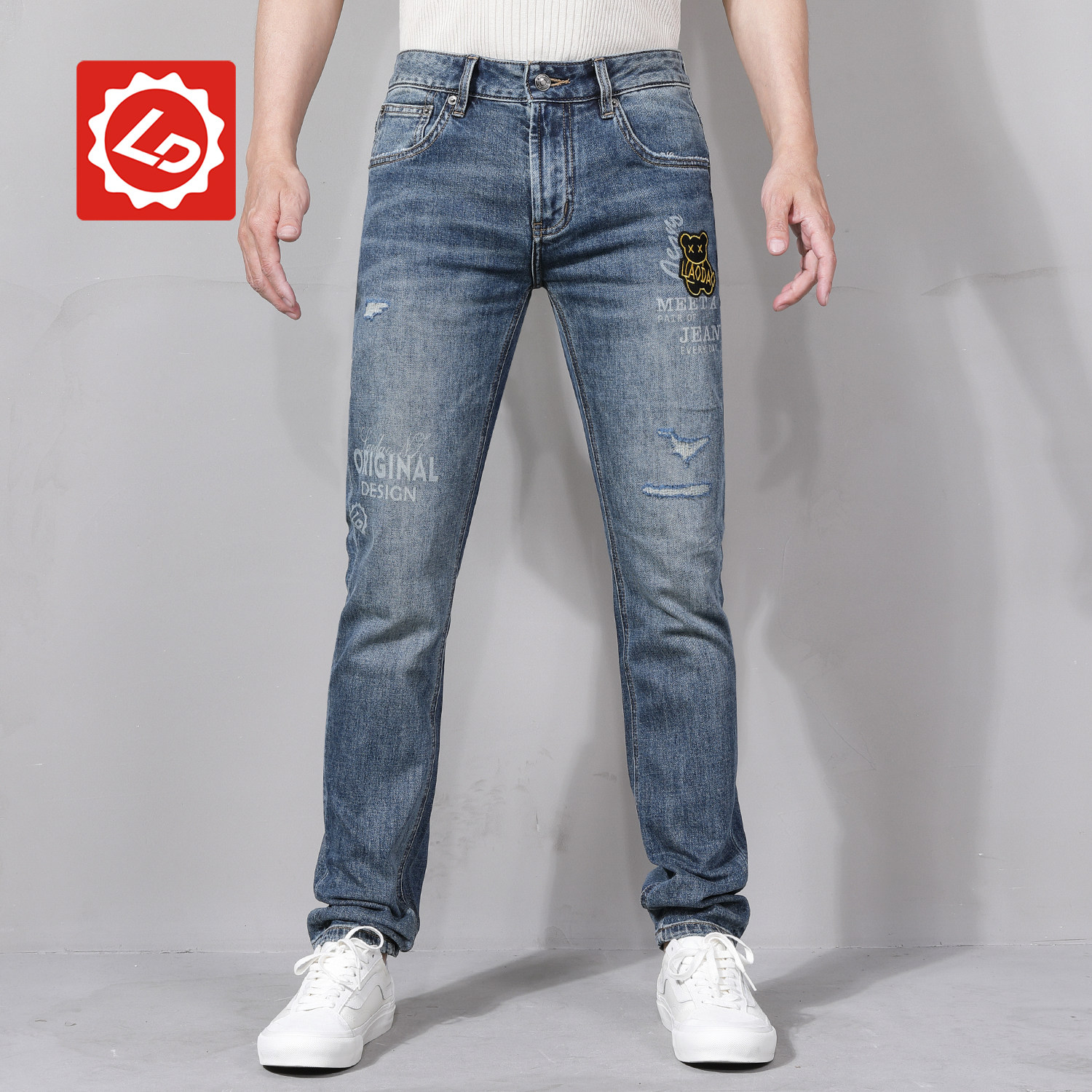 【小脚】EA514唠叨春夏季新款修身小脚弹力激光章仔破洞牛仔男士