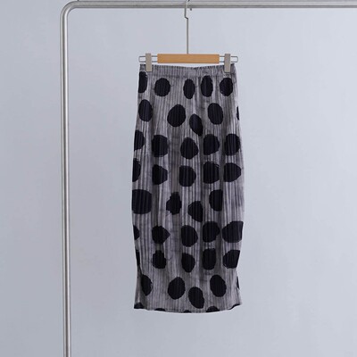 小畅CHIANG|艺术波点风琴褶速干