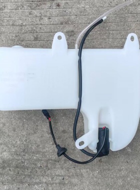 江淮98630-Y4T70]亮剑格尔发K5K3K6A5原装洗涤器水箱雨刮器喷水壶