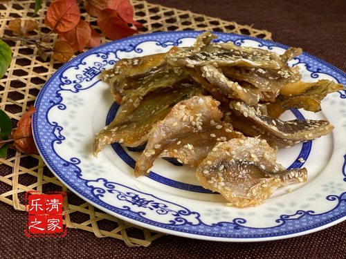 【酥香鱼干】酥香鱼干小黄鱼水蚕鳗鱼八公鱼肉条微辣 250克半成品 - 封面