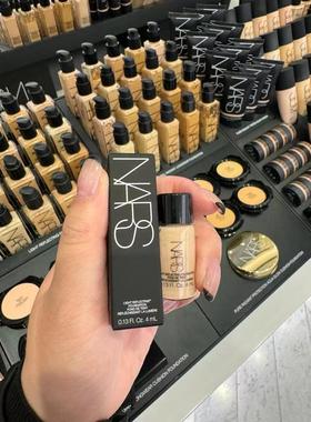 专柜赠品 NARS纳斯超方瓶流光美肌粉底液持久试用L2/4ML10ML