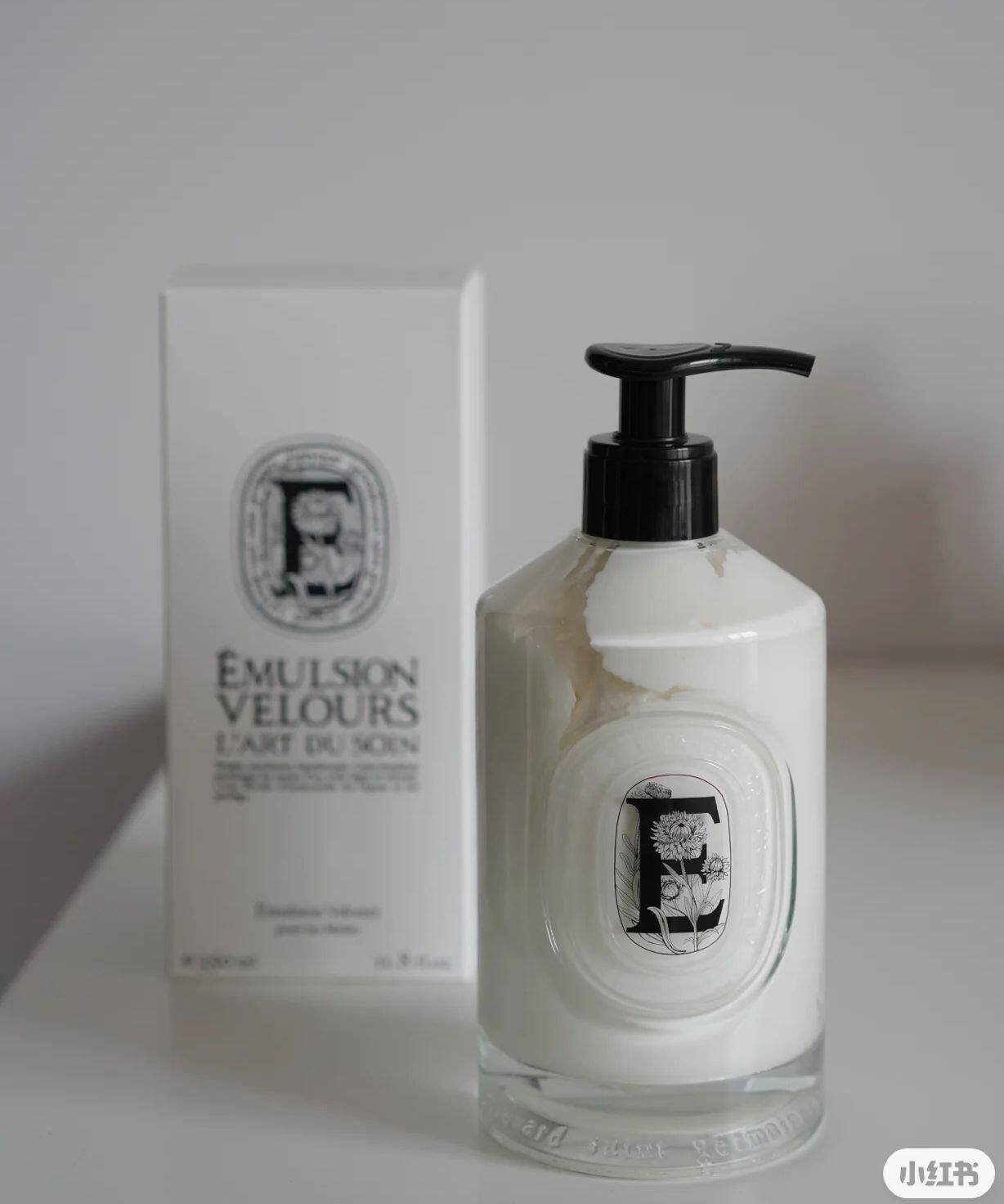 英代 Diptyque蒂普提克玻璃瓶蜡菊丝绒玫瑰护手乳350ml现货