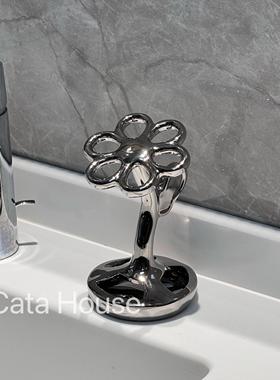 Cata · 创意牙刷置物架化妆刷眉笔收纳架放置牙具陶瓷底座家用