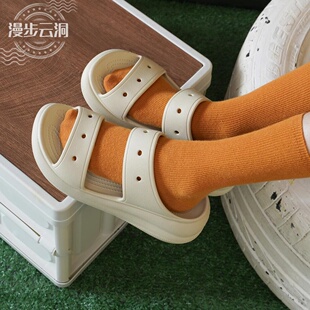 Crocs卡骆驰二字拖厚底休闲沙滩户外泡芙坡跟凉鞋洞洞鞋207670