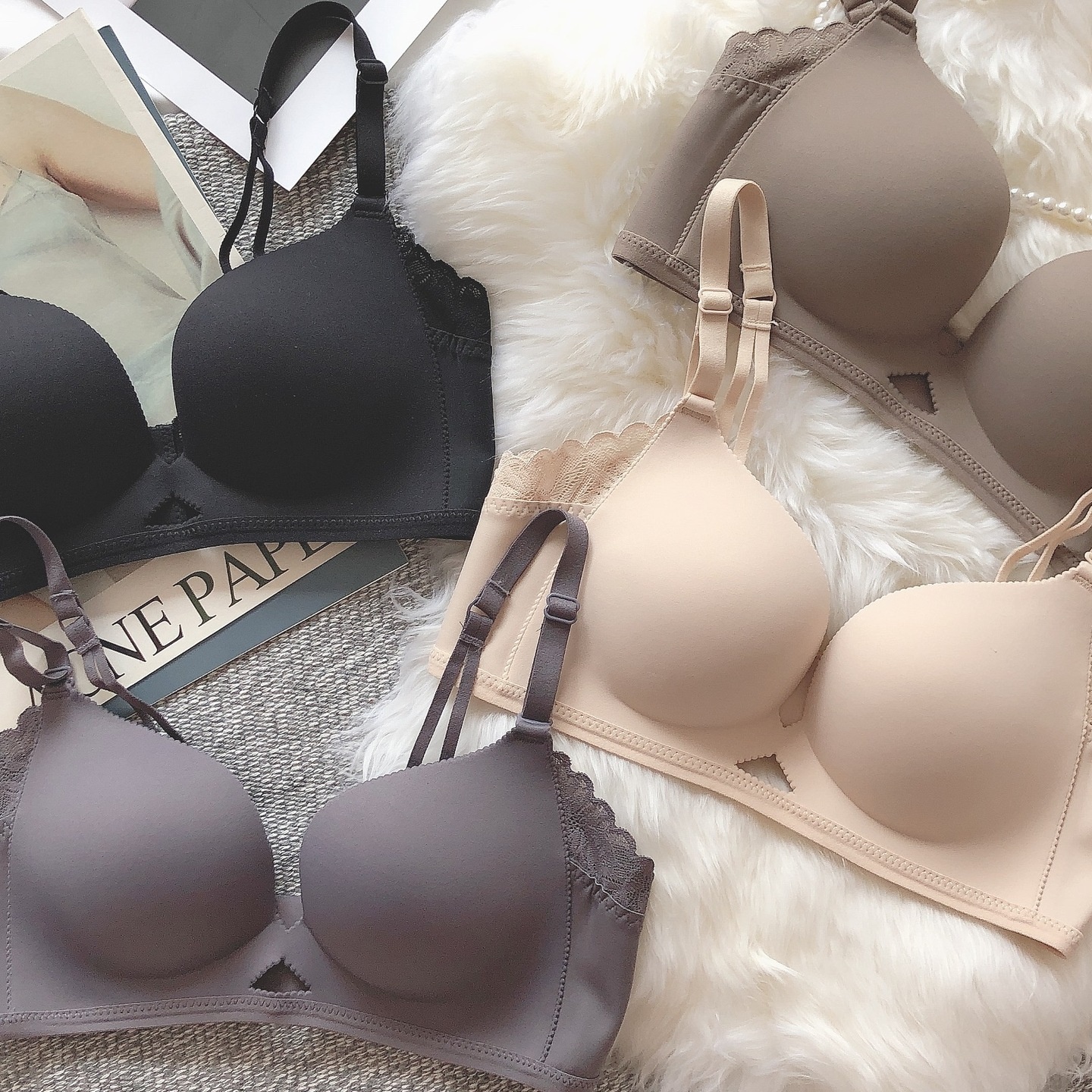 梵记日本轻木棉文胸套装无痕聚拢上托调整型光面薄款小胸不空杯