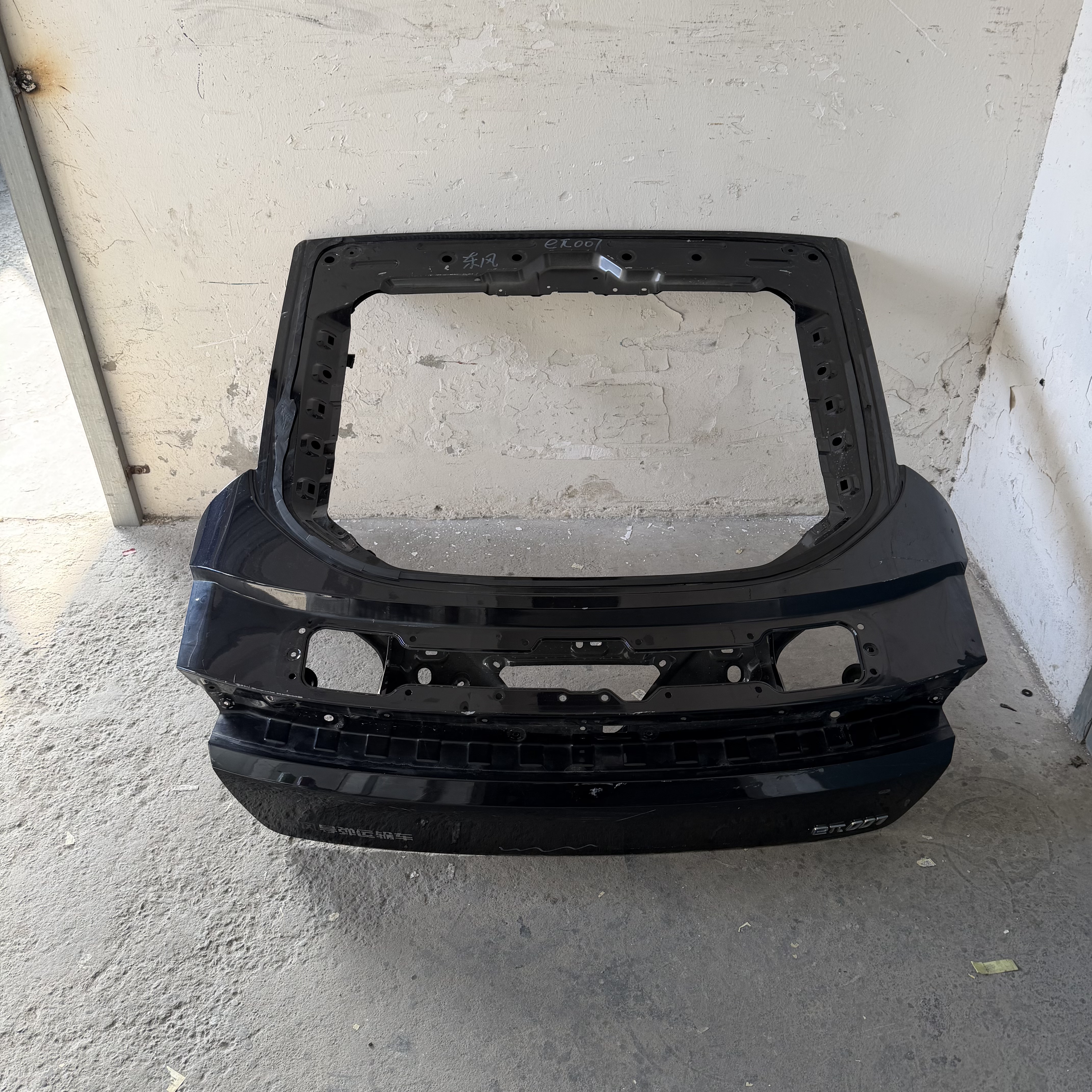 东风奕派eπ007尾门原厂拆车件精品外观件原车漆后备门壳钣金件