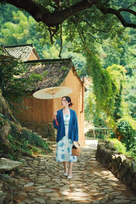《水调歌头》宋制开衫+全仿天丝肚兜式吊带连衣裙3年夏季新款