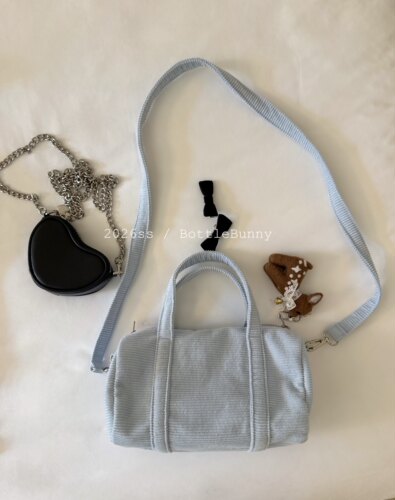 （BottleBunny） 2026ss灯芯绒波士顿蓝色枕头包
