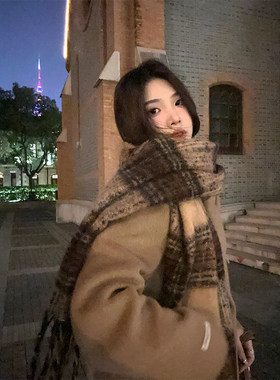 Adan百搭美拉德格纹围巾冬季韩版加厚软糯超大流苏情侣围脖斗篷女