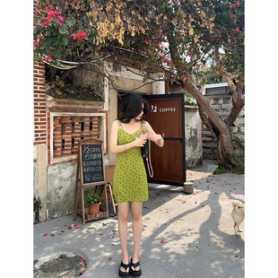 连衣裙女 纯欲绑带显瘦显白A字短款 Adan果绿色碎花吊带裙夏季 韩版