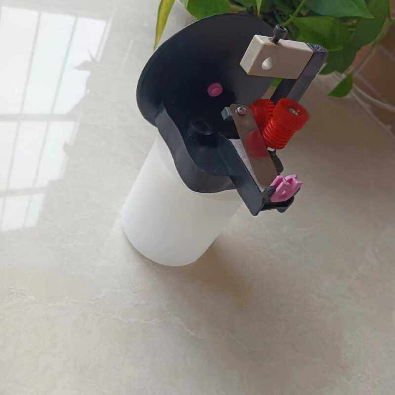 剑杆织机上用的油壶喷气织布机油壶储纬器配件加油器纱线上油器,五金/工具,其他机械五金,淘宝优惠券,粉丝福利购,淘宝优惠卷