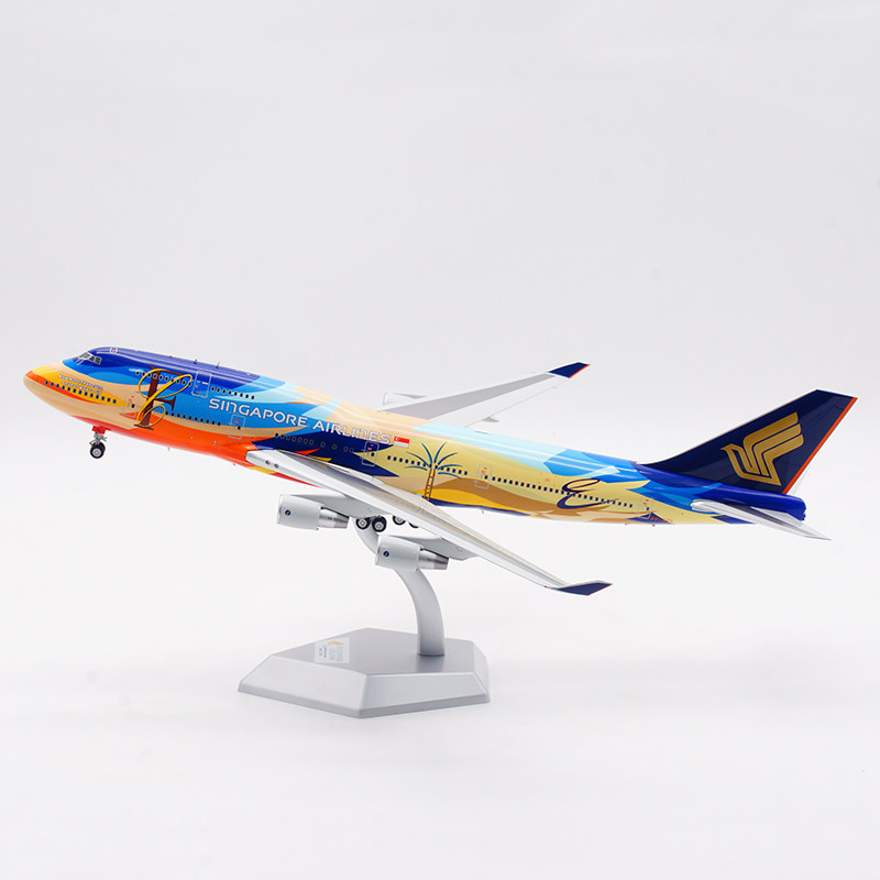 SQWings新加坡航空B7479V-SPL
