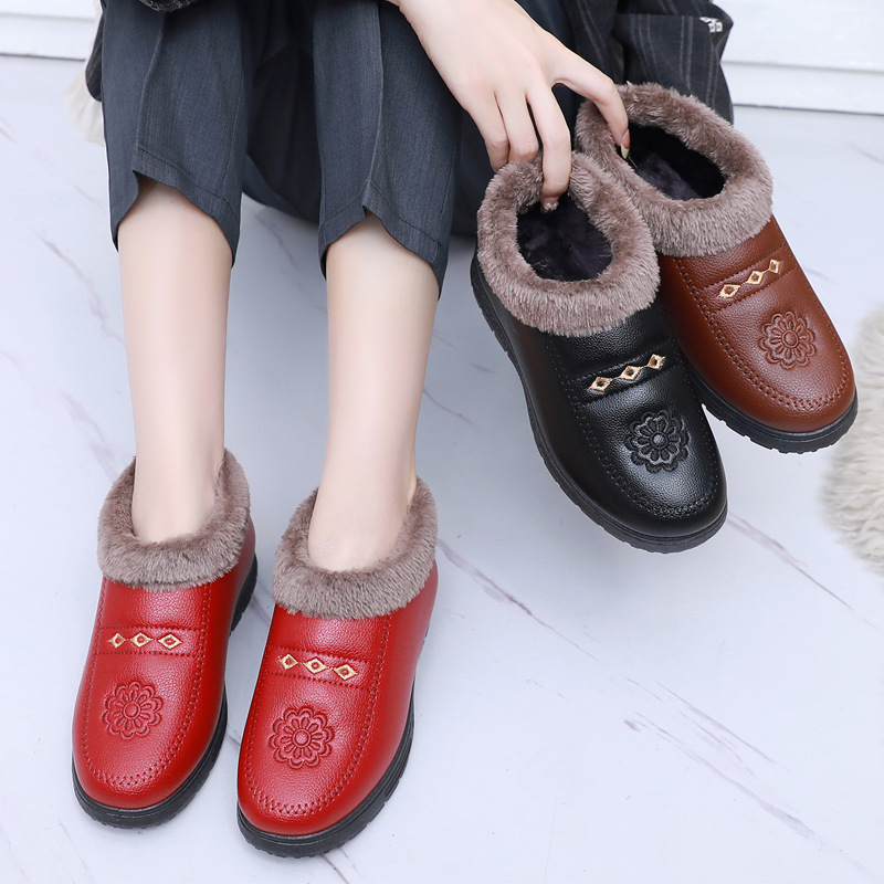 冬季老北京加绒防水棉鞋女PU革面保暖舒适厚底防滑后厨妈妈休闲靴