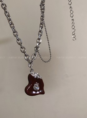 酒红色爱心项链~小众设计高级感毛衣链2025秋冬新款卫衣链女配饰A