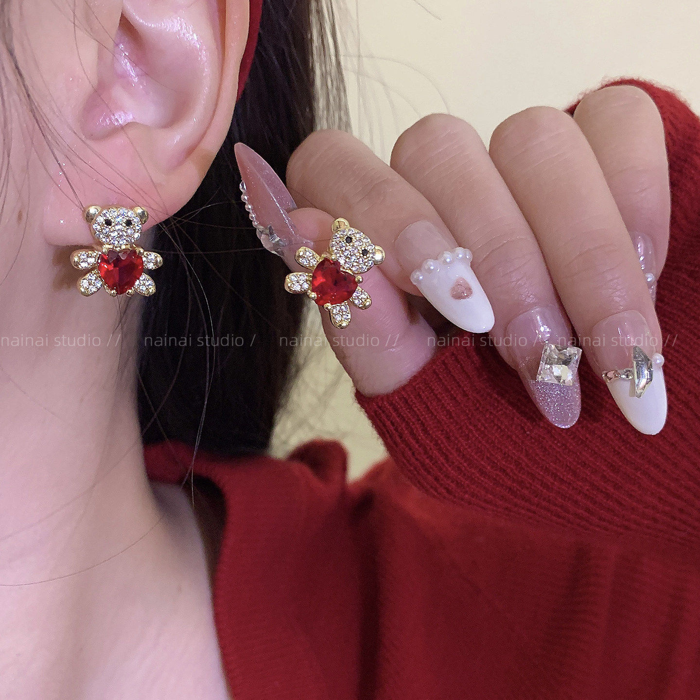 红色小熊耳钉~锆石超闪轻奢耳环爱心满钻高级感新年本命年耳饰女A