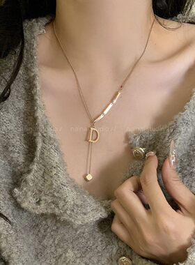 钛钢不掉色！字母D吊坠长款项链~高级感轻奢小众设计锁骨链颈链A