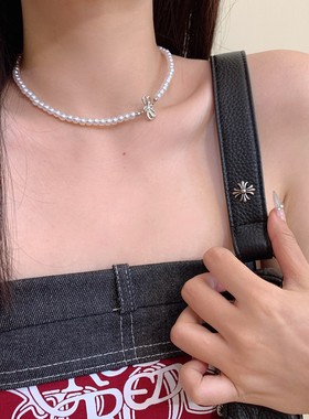 温柔珍珠蝴蝶结项链配裙子女小众高级感锁骨链女2025新款颈链配饰