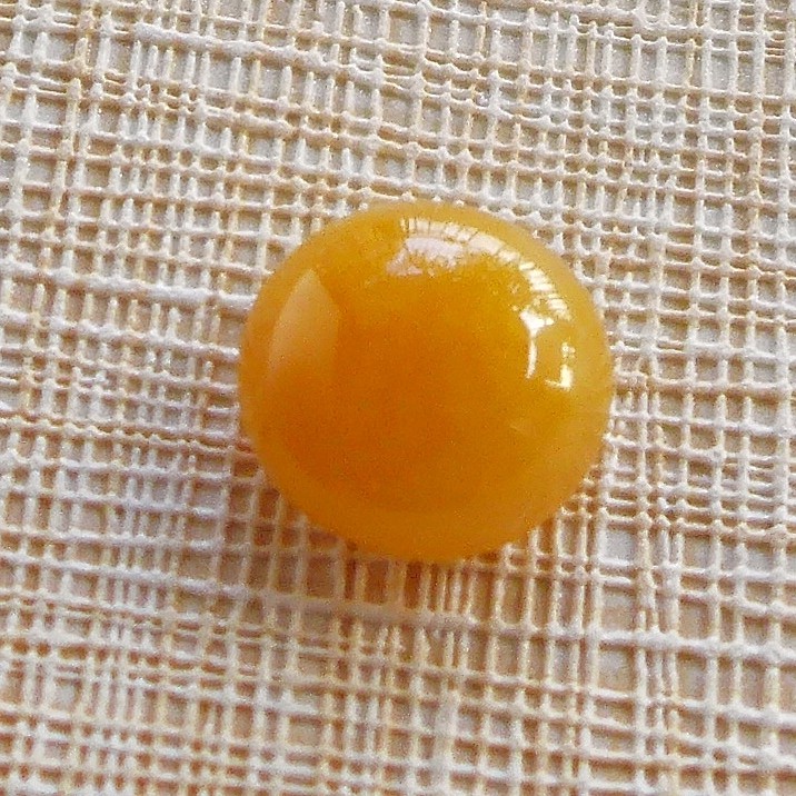 精品配证881# A货老种黄翡金黄冰润起胶细腻饱满蛋形翡翠戒面