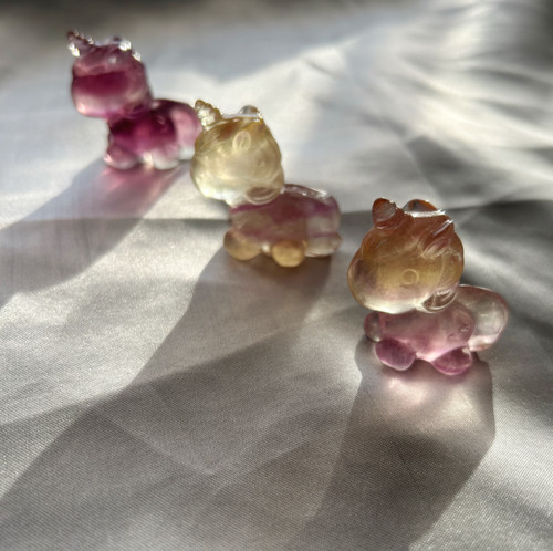 星海梦境小飞马｜精选好品质油画千层彩虹独角兽飞马小摆件 朴蝉