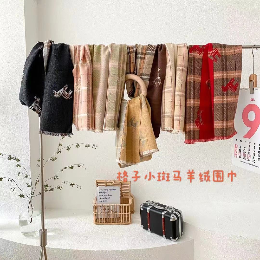 小象汉姆围巾在类目 童装/婴儿装/亲子装, 帽子/围巾/口罩/手套/耳套/脚套, 围巾中 - 来自Buy2taobao.com提供专业的淘宝代购服务