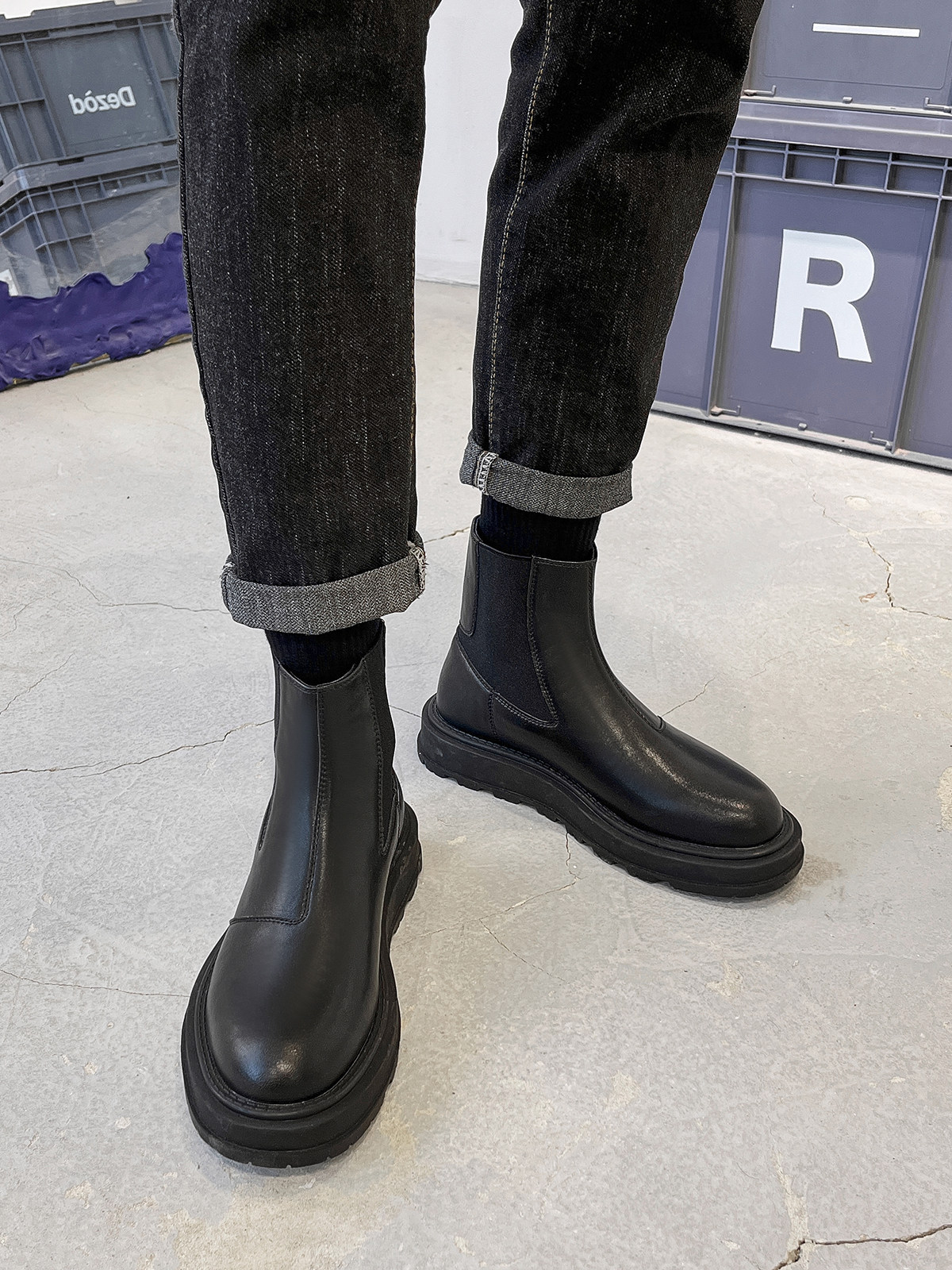 WINTER CHELSEA BOOTS MENS BREATHABLE SOFT SOLE BRITISH STYLE CHIMNEY BOOTS HIGH TOP BLACK TREND MID TOP WORKWEAR MARTIN BOOTS MEN