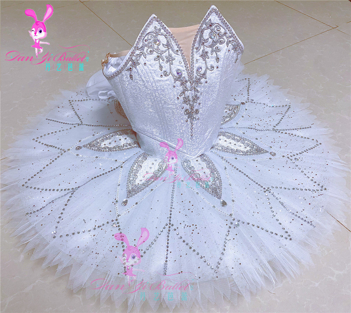 丹艺成人儿童专业芭蕾舞演出服白色舞姬女盘裙tutu比赛舞蹈服表演