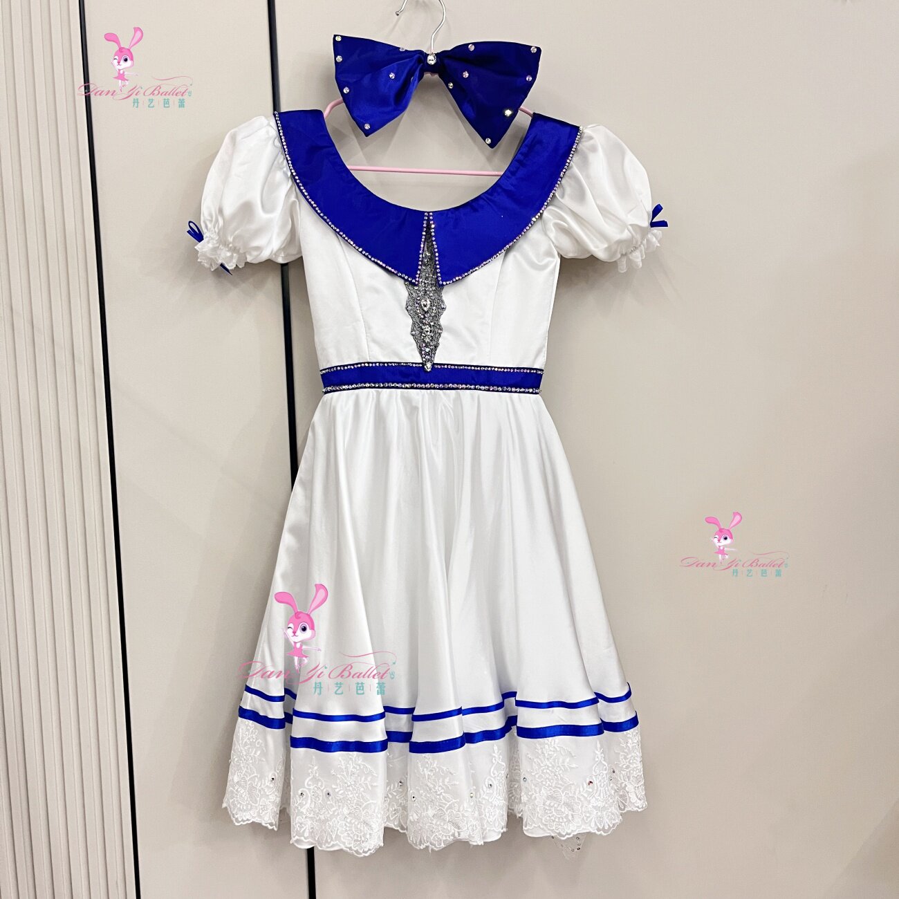 丹艺真丝毕业晚会芭蕾舞演出服长沙裙表演服比赛服专业定制