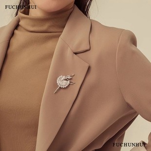 胸花胸针芭蕾舞者跳舞的小女孩水晶胸针日系高档优雅气质时尚配饰