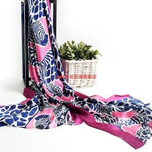 绸缎面真丝桑蚕丝长款丝巾女士围巾披肩丝巾春秋领巾女斑纹玫红色