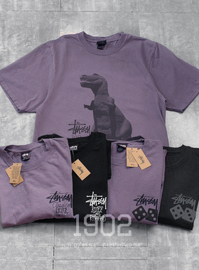 现货STUSSY 25SS CLASSIC GEAR DYED TEE紫色字母恐龙骰子短袖T恤