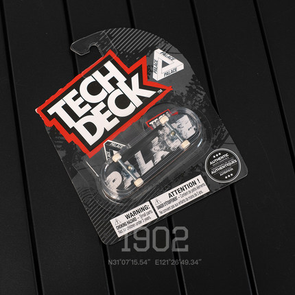 现货 Palace 25Fw Fast Tech Deck 翻客联名款 解压玩具 手指滑板
