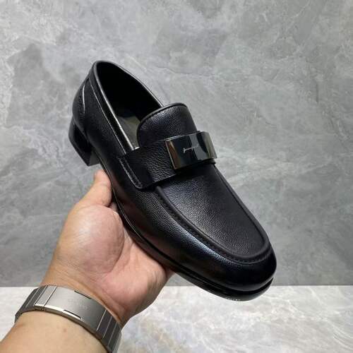 新品男士真皮休闲舒适男鞋商务潮流简欧脚蹬时尚高级感皮鞋乐福鞋