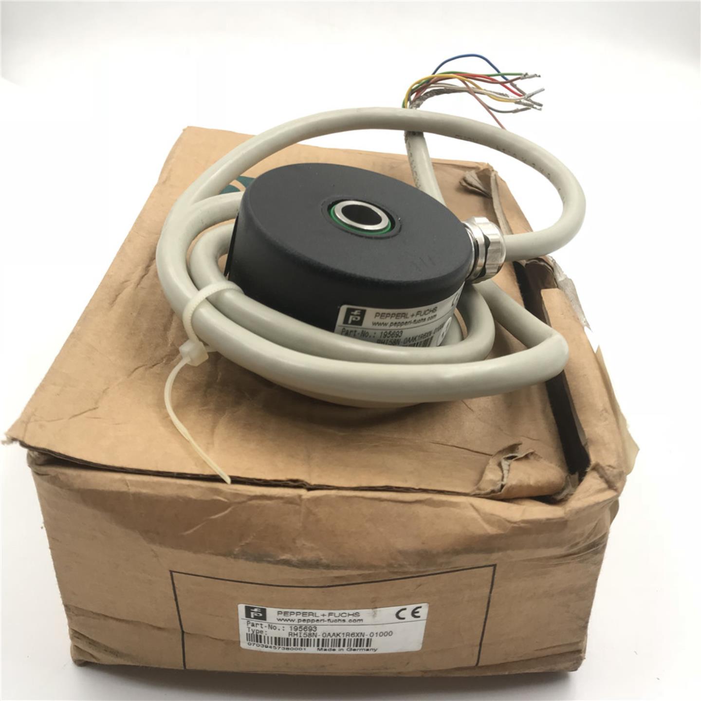 PEPPERL+FUCHS倍加福编码器RHI58N-OAAK1R6XN-01000 正品实拍询价
