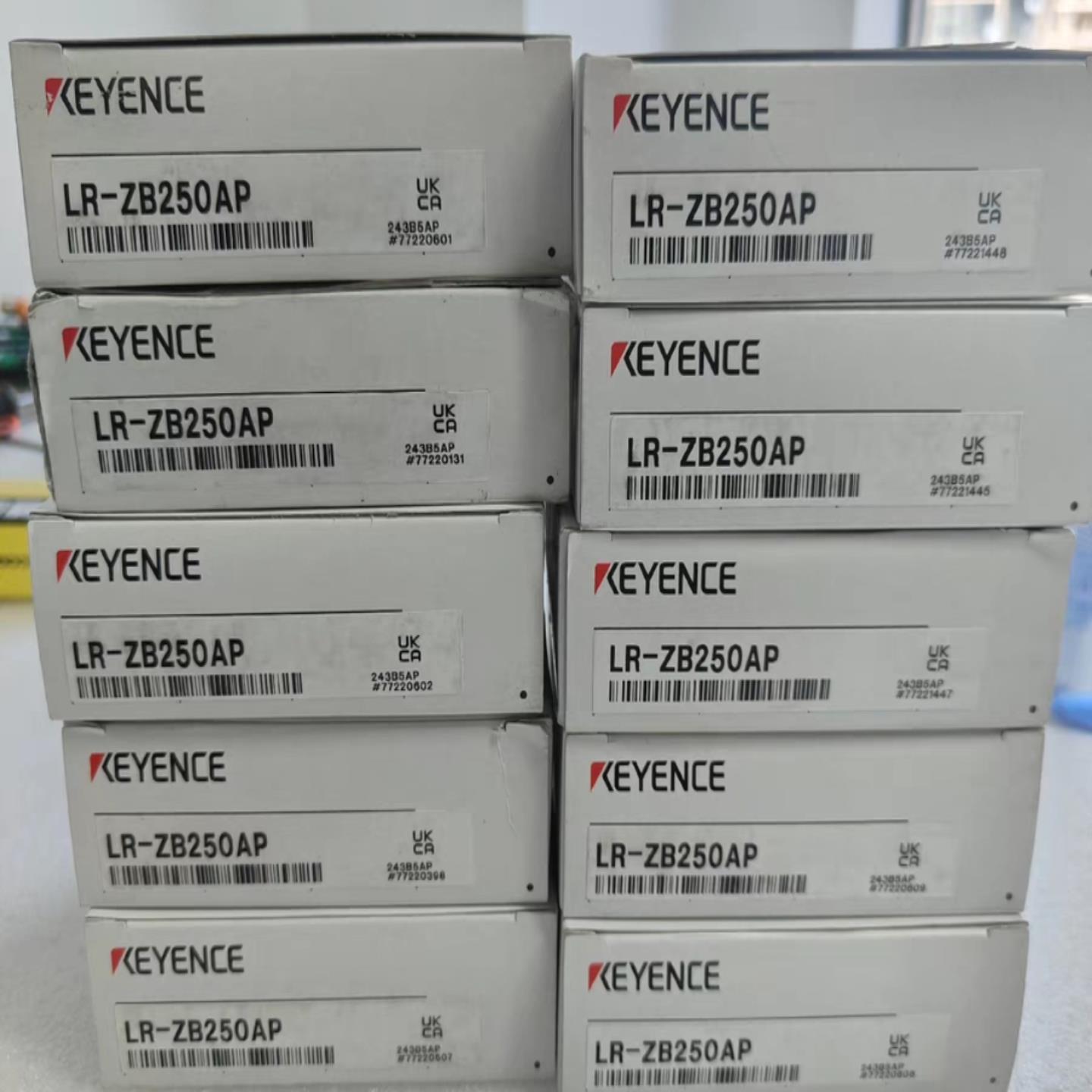 基恩士LR-ZB250AP激光传感器 基恩士SR-X100 全新原装正品询价