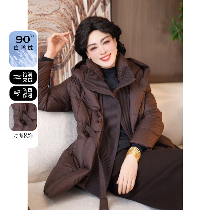2025新款妈妈装气质冬装90白鸭绒羽绒服年货中年女装保暖冬季外套