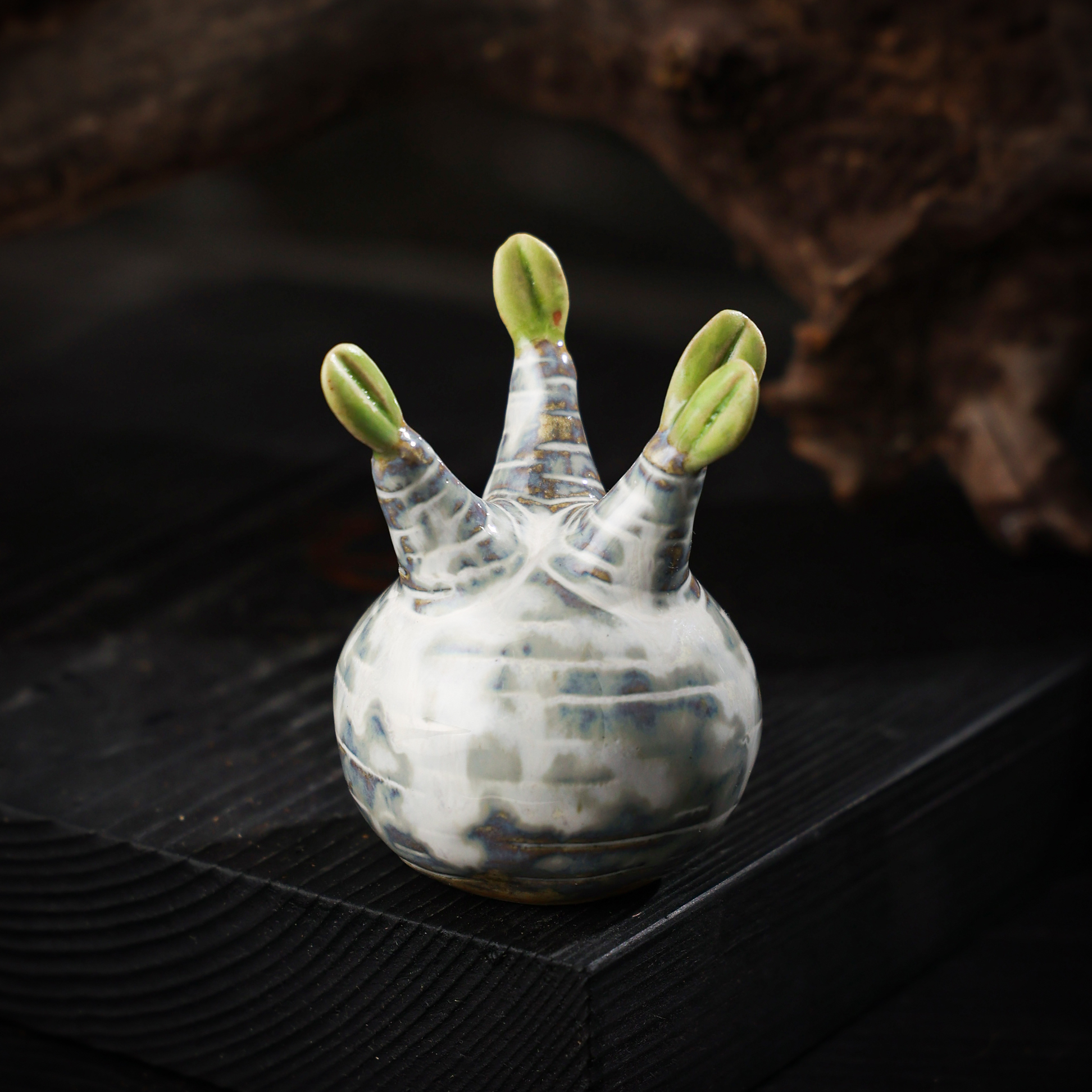 象牙宫摆件手办可爱桌面陶瓷摆件