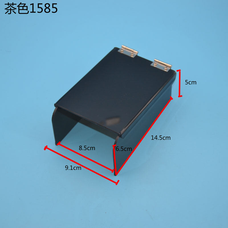 D. 갈색 P1585