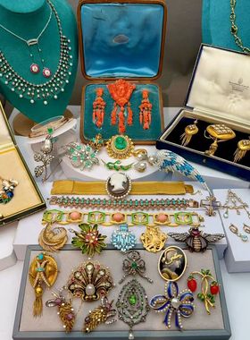 欧洲回流古董珠宝首饰耳环手链吊坠胸针红宝石戒指高端珠宝首饰