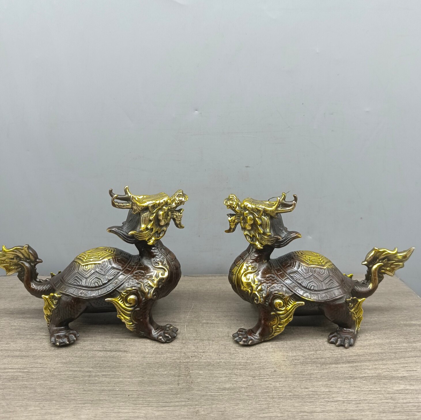 纯铜八卦龙龟一对摆件铜鎏金家居客厅办公室家用桌面装饰工艺品
