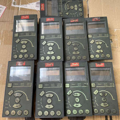 丹佛斯变频器面板 LCP101。130B1124议价