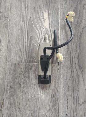 【】MSMD012P1B伺服电机，图，议价