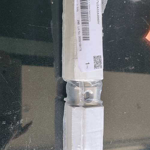 康茂盛27U2A32A0060V  产地意大利有3个议价