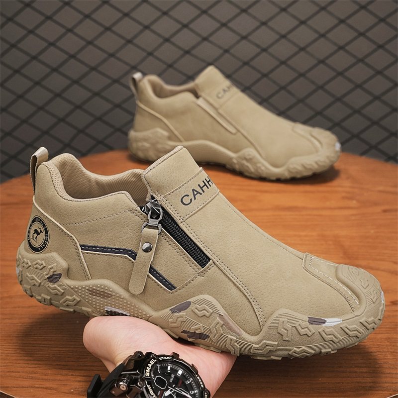 劳保男鞋冬季2025新款户外徒步登山工地干活耐磨防滑工装低帮皮鞋