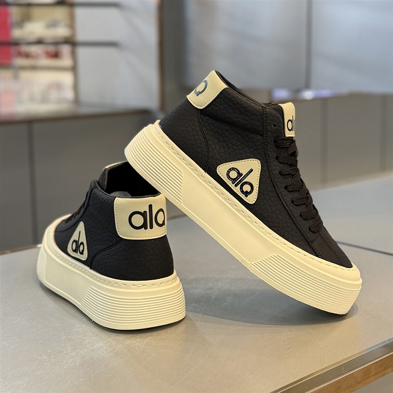 男鞋春季高级感百搭皮面厚底增高休闲板鞋青少年软底防滑高帮潮鞋,流行男鞋,休闲板鞋,淘宝优惠券,粉丝福利购,淘宝优惠卷