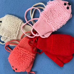 100山羊绒儿童刺猬手套~秋冬季新品纯色挂脖保暖防寒亲肤户外可爱