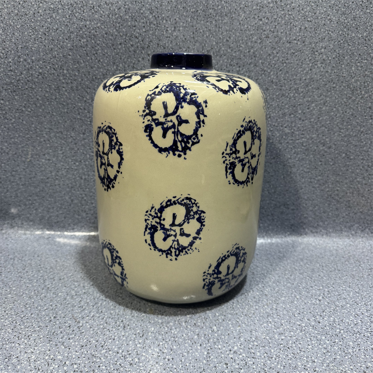 外贸风情 蓝色民族青花图案 大号晕染款式 家用陶瓷花瓶 摆件