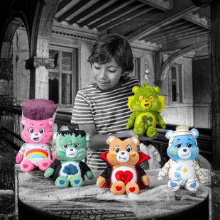 carebears爱心小熊玩具经典怪兽系列联名毛绒玩具9寸弗兰肯吸血鬼