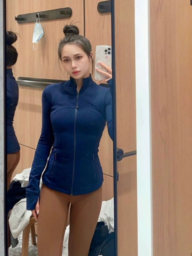 Спортивная куртка с капюшоном для отдыха, одежда для йоги, облегающий крой